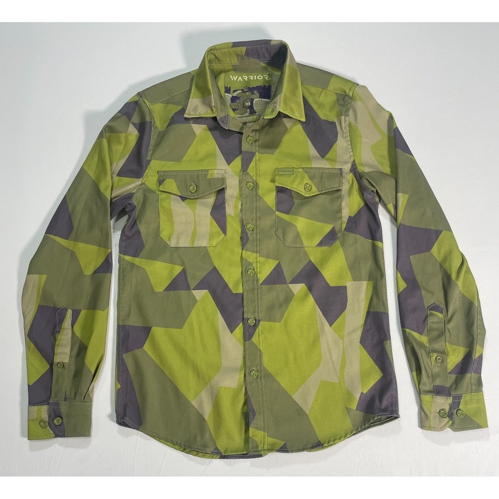 Warrior‎ Camo Shirt Men's XS Camo Super Stretch Performance Short Sleeve